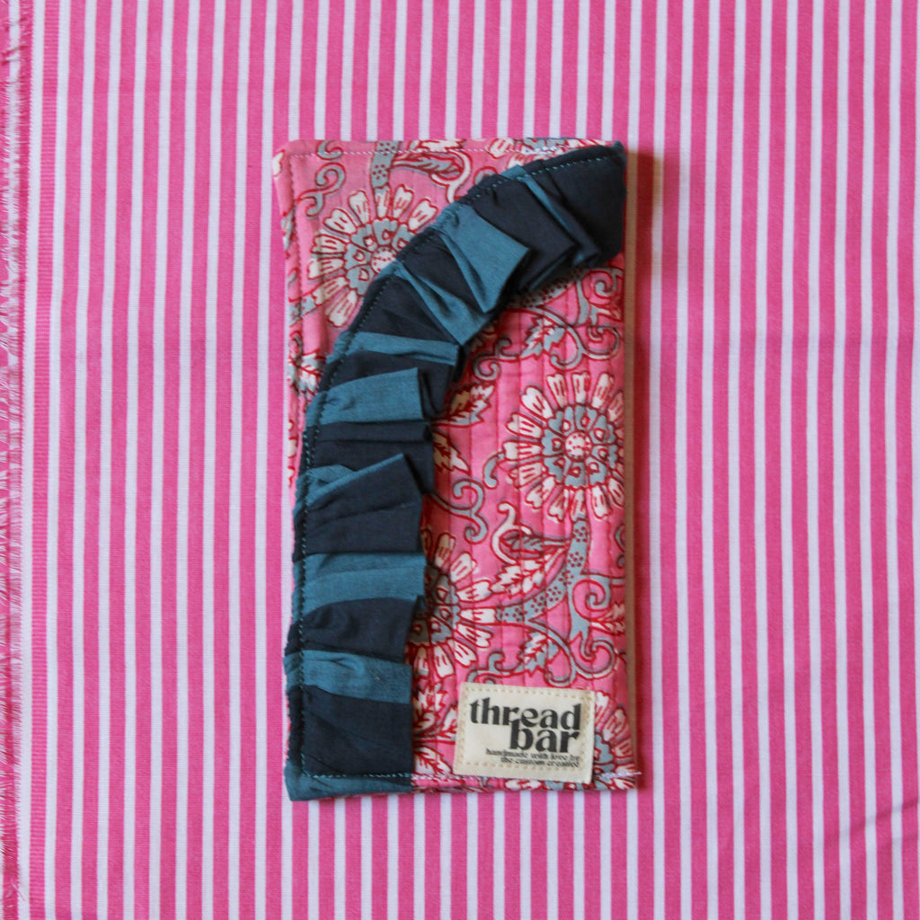 CUSTOM Glasses Bag with Ruffle!